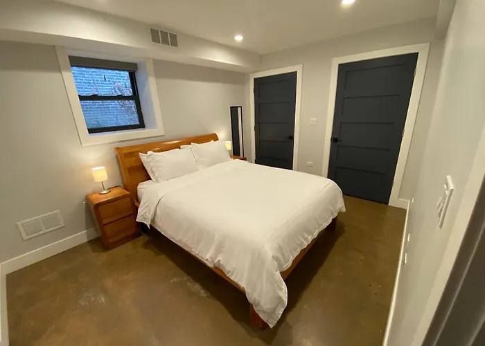 Logan Square Oasis Holiday home