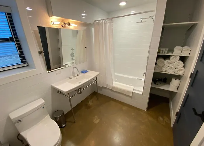 Holiday home Logan Square Oasis *
