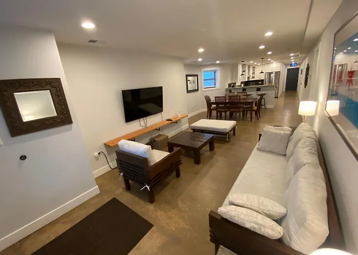 Logan Square Oasis Holiday home *