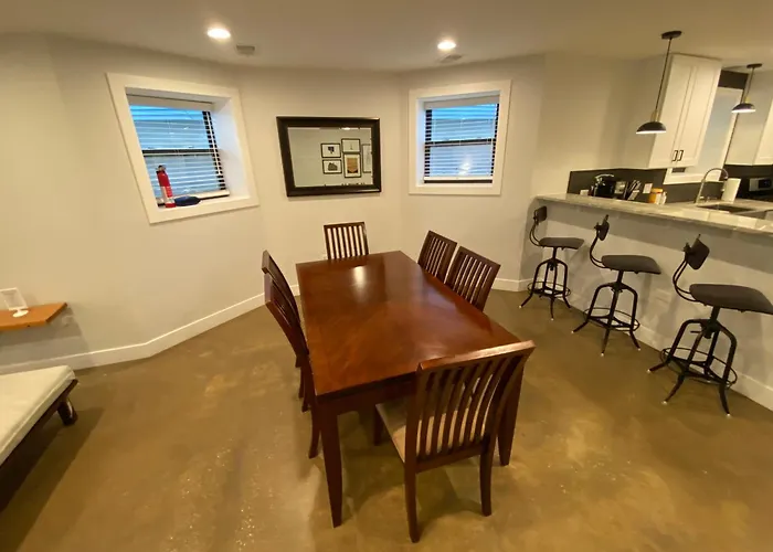 Logan Square Oasis Holiday home *